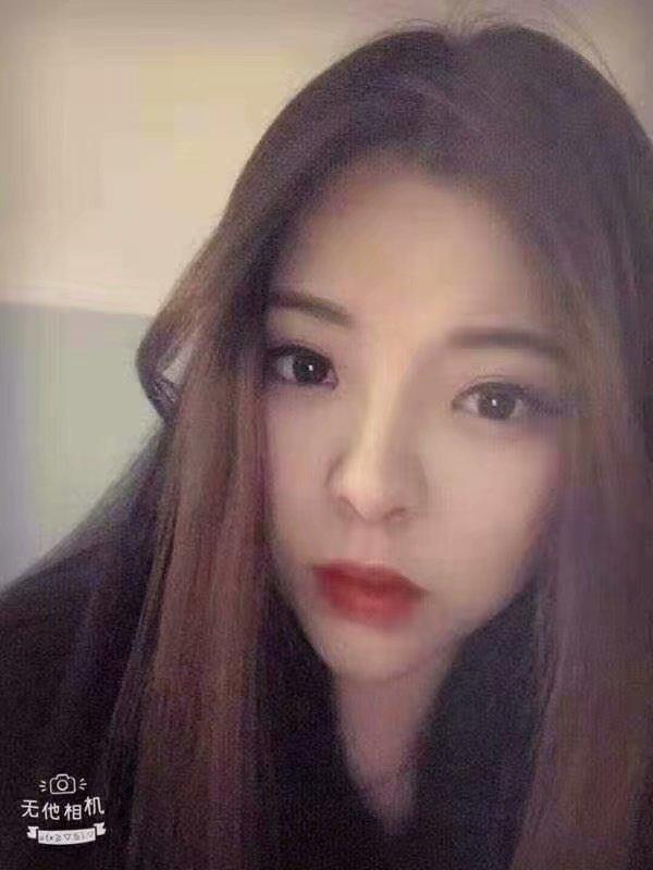 身高168/胸围D之爆乳嫩货，美腿丝足冲击波